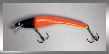Turus Ukko Original Wobbler, Länge: 12 cm, Farbe: Black Head Orange 042, mit roter Tauschaufel